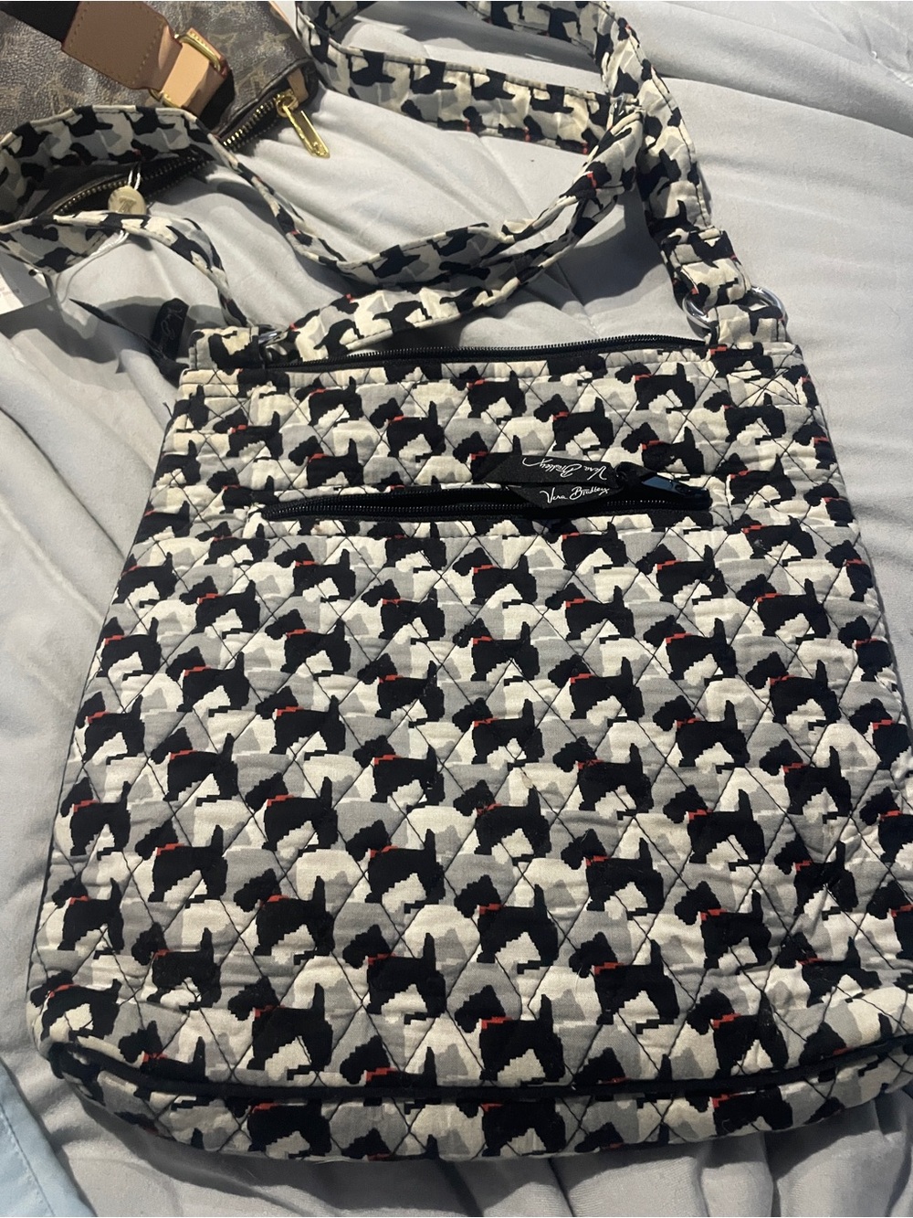 Vera Bradley Quilted Crossbody Bag - Black & White Houndstooth Pattern scottydog